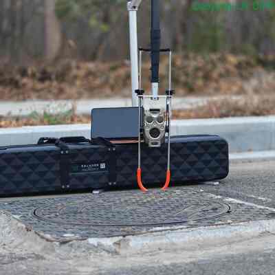 Portable Pole Camera with HD Imaging and Vertical Control for Efficient Inspection